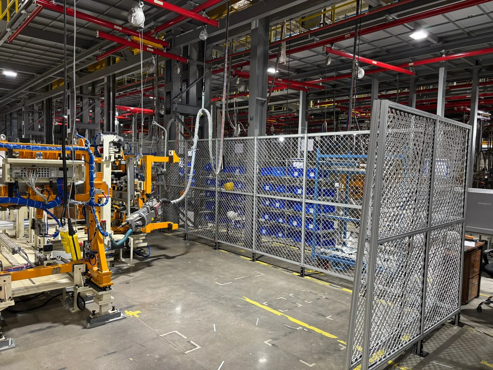 Aluminium Section With Aluminium Mesh