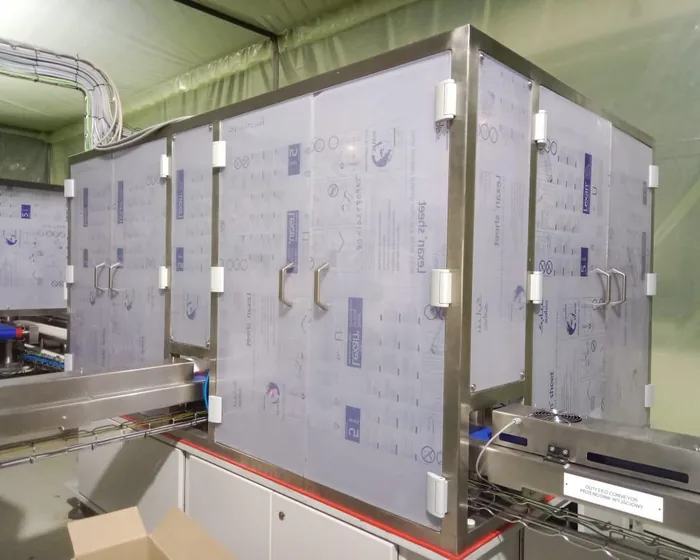 Curved Polycarbonate Conveyor Guard